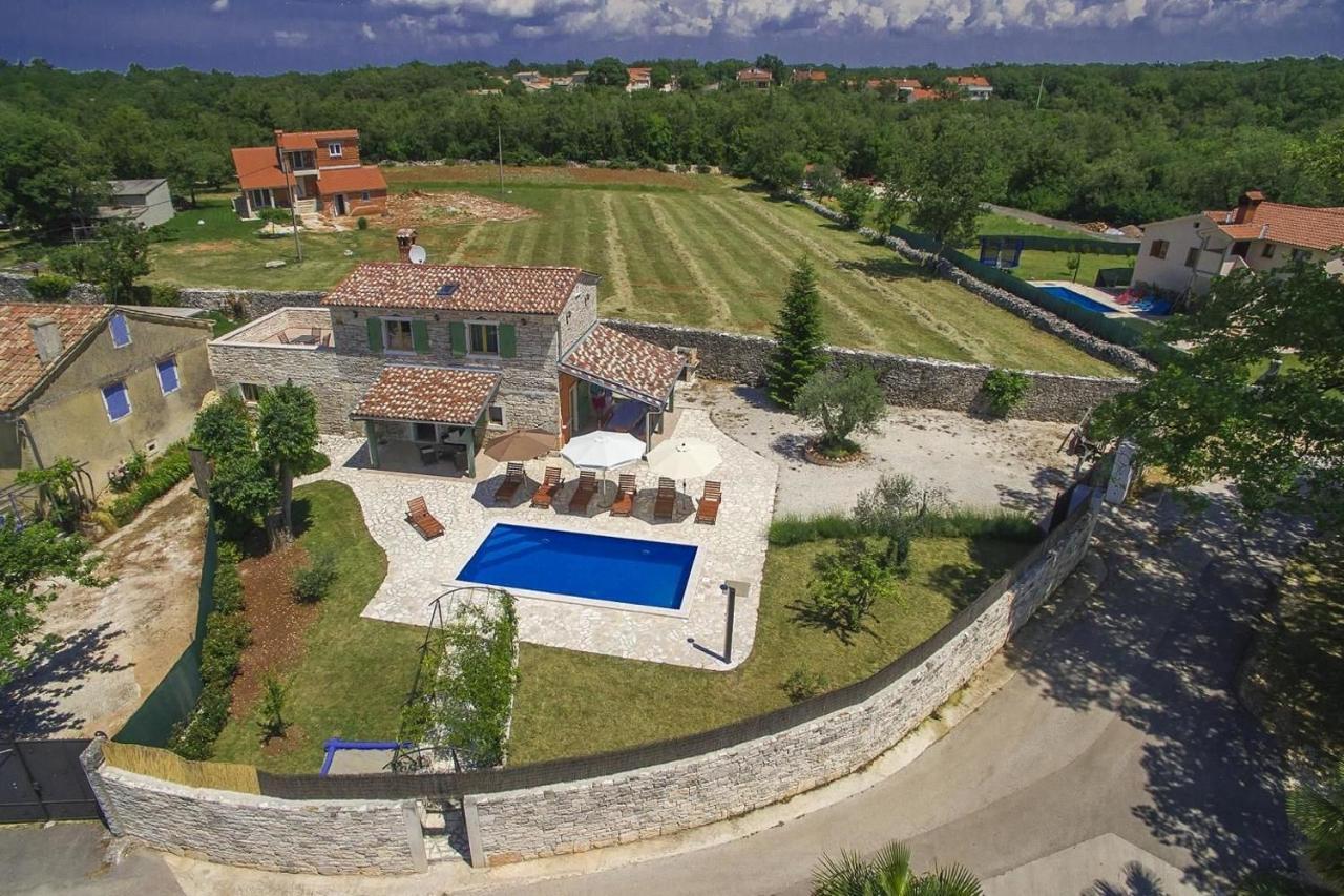 Villa Ambrogino Basici Екстериор снимка